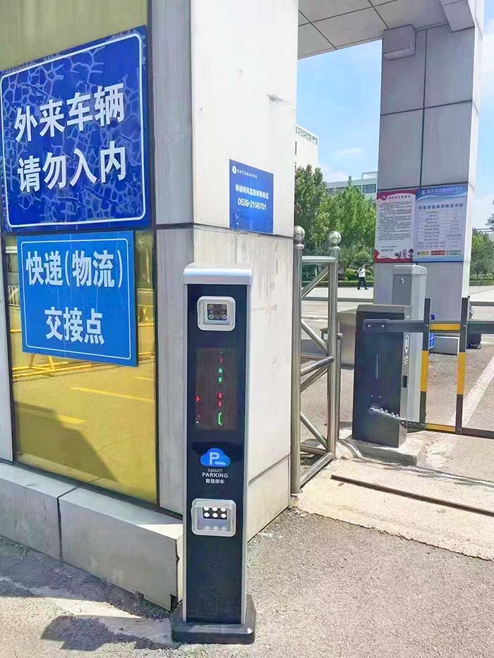 學校大門車牌識別系統(tǒng)