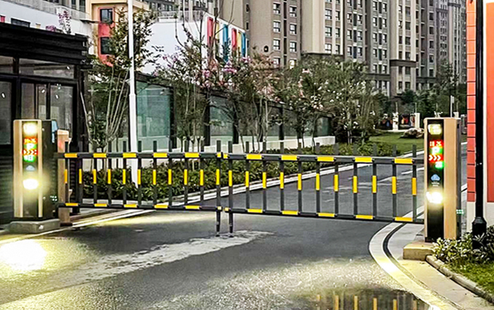 某小區(qū)采用 “安快” 車牌識(shí)別系統(tǒng)